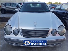 mercedes clase e (w210) berlina diesel del año 2001