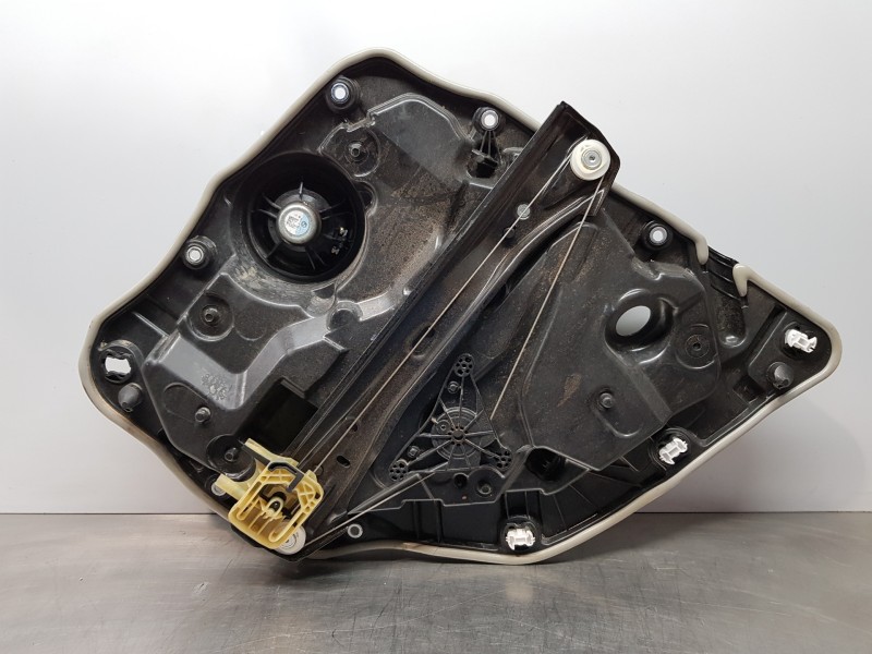 Recambio de elevalunas trasero izquierdo para bmw serie 3 berlina (g20) sport referencia OEM IAM 51358498855 7432235 