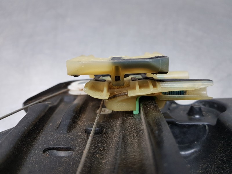 Recambio de elevalunas trasero izquierdo para bmw serie 3 berlina (g20) sport referencia OEM IAM 51358498855 7432235 