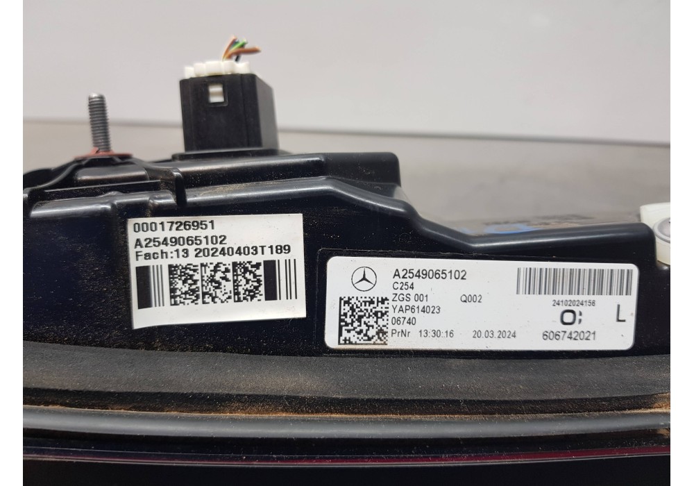 Recambio de piloto trasero izquierdo interior para mercedes clase c (w206) 220 d referencia OEM IAM A2549065102  