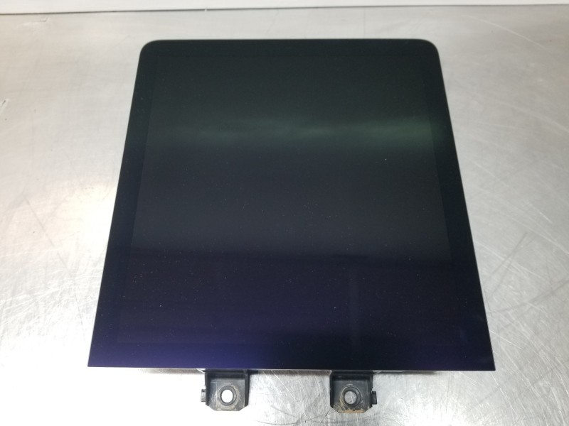 Recambio de pantalla multifuncion para mercedes clase c (w206) 220 d referencia OEM IAM A2069001022  