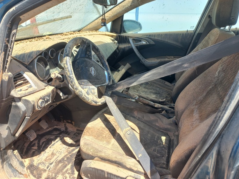 opel astra j lim. del año 2013