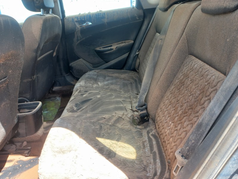 opel astra j lim. del año 2013