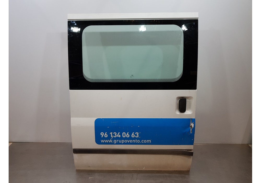 Recambio de porton lateral derecho para ford transit caja abierta ´06 mixta referencia OEM IAM 4770114 1C15B24602KK 