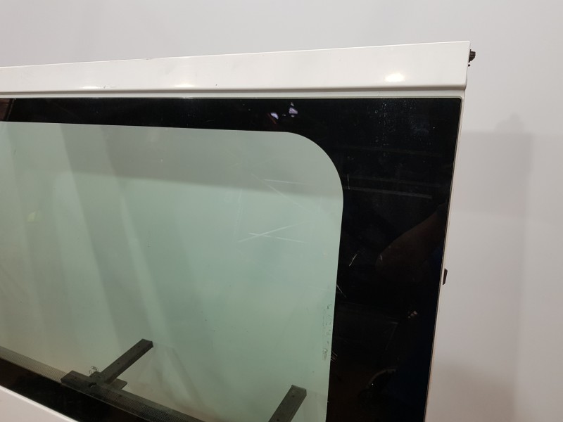 Recambio de porton lateral derecho para ford transit caja abierta ´06 mixta referencia OEM IAM 4770114 1C15B24602KK  Recambio de porton lateral derecho para ford transit caja abierta ´06 mixta referencia OEM IAM 4770114 1C15B24602KK