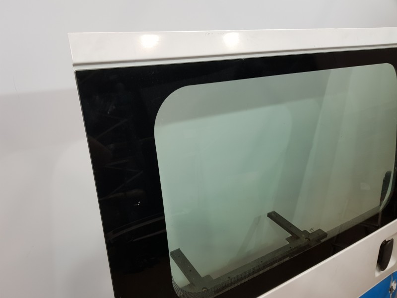 Recambio de porton lateral derecho para ford transit caja abierta ´06 mixta referencia OEM IAM 4770114 1C15B24602KK  Recambio de porton lateral derecho para ford transit caja abierta ´06 mixta referencia OEM IAM 4770114 1C15B24602KK