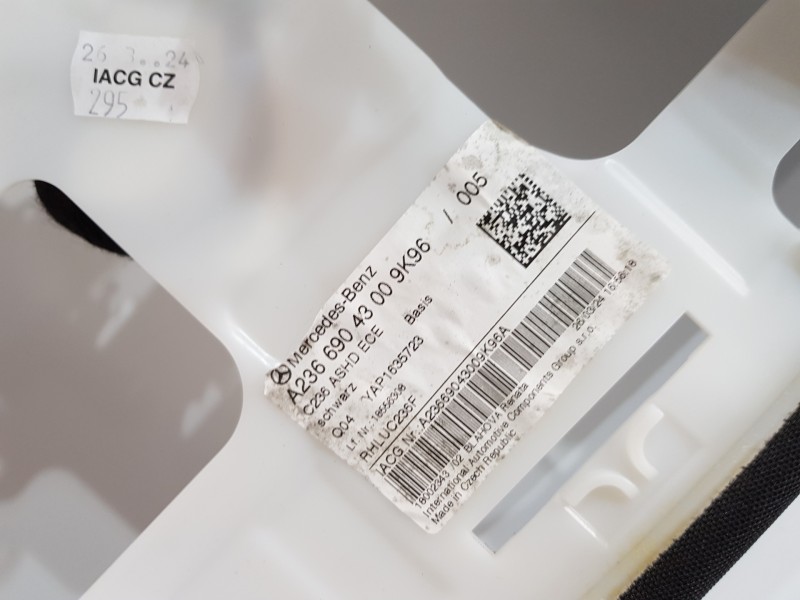 Recambio de techo interior para mercedes clase c (w206) 220 d referencia OEM IAM A23669043001D33 A2366904300 