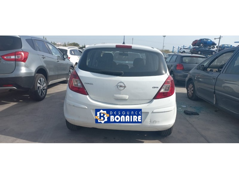 opel corsa d del año 2009