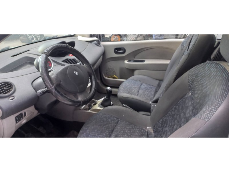 renault twingo del año 2010