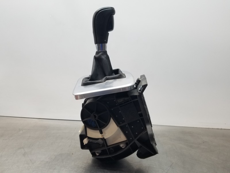 Recambio de palanca cambio para ford grand c-max titanium referencia OEM IAM 2138260 AV6P7C453AA 6G917A306AG