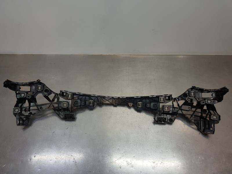 Recambio de molduras traseras para mercedes clase c (w206) 220 d referencia OEM IAM A2368802201 A2368801100 