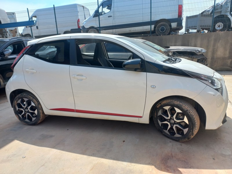toyota aygo del año 2021