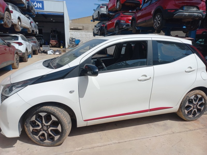 toyota aygo del año 2021