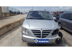 ssangyong rodius del año 2006