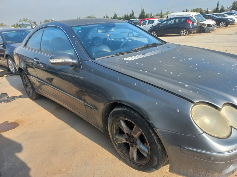 mercedes clase clk (w209) coupe del año 2004