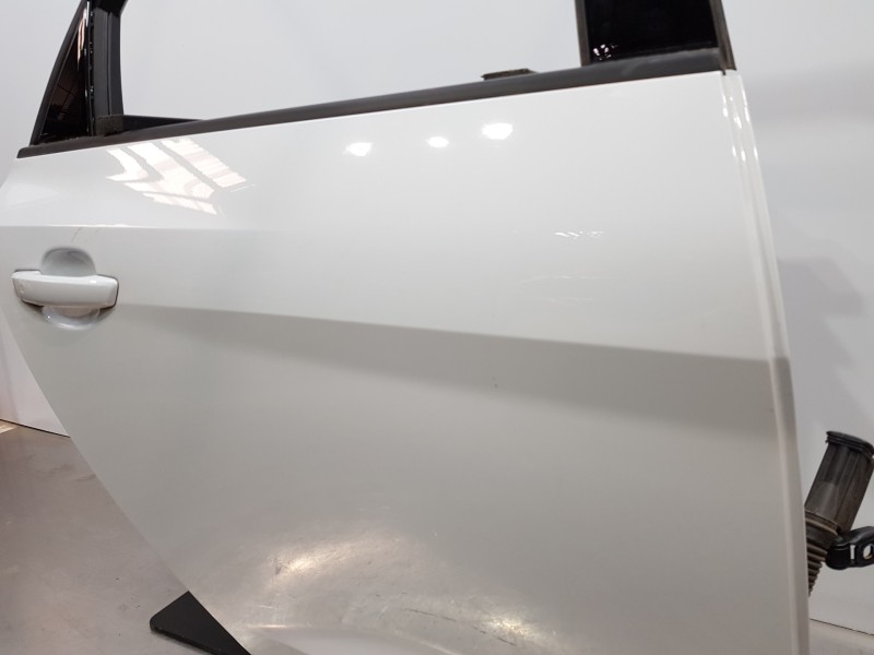 Recambio de puerta trasera derecha para audi a1 sportback (gba) ego referencia OEM IAM 82G833052  