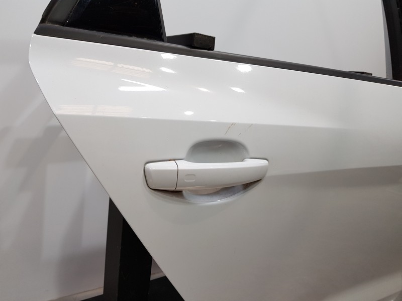 Recambio de puerta trasera derecha para audi a1 sportback (gba) ego referencia OEM IAM 82G833052  