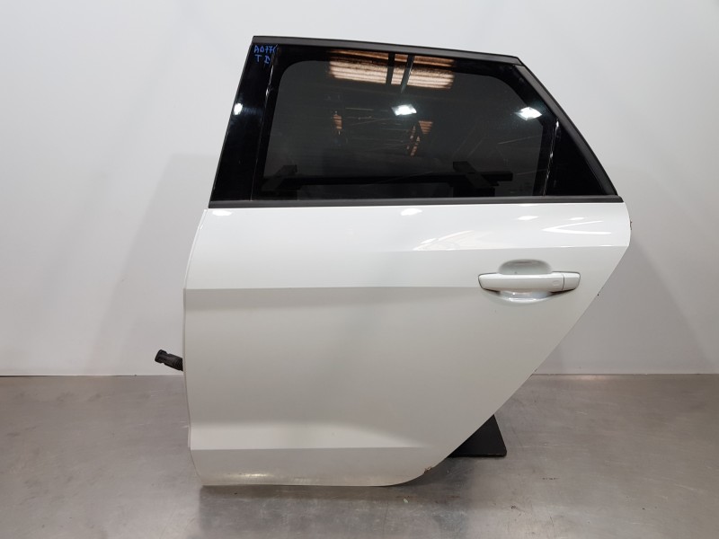 Recambio de puerta trasera izquierda para audi a1 sportback (gba) ego referencia OEM IAM 82G833051  