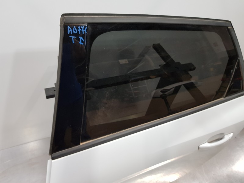 Recambio de puerta trasera izquierda para audi a1 sportback (gba) ego referencia OEM IAM 82G833051  