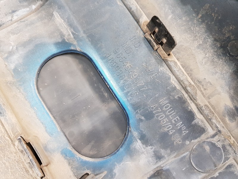 Recambio de paragolpes trasero para peugeot 207 premium referencia OEM IAM 7410Z6 9654549377 