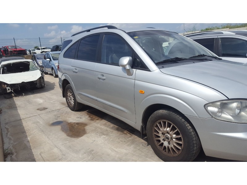 ssangyong rodius del año 2006