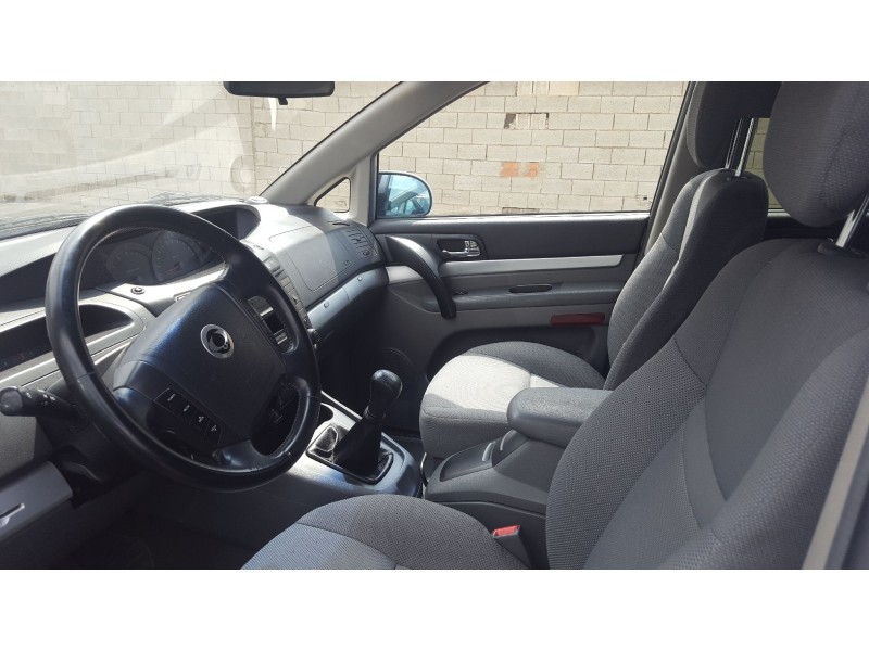 ssangyong rodius del año 2006