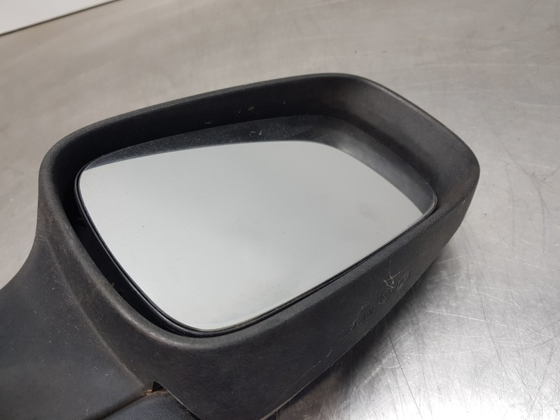 Recambio de retrovisor derecho para renault megane ii berlina 3p emotion referencia OEM IAM 7701054686  
