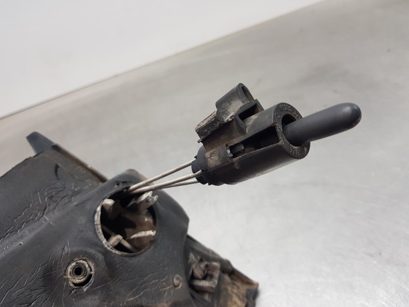 Recambio de retrovisor derecho para renault megane ii berlina 3p emotion referencia OEM IAM 7701054686  