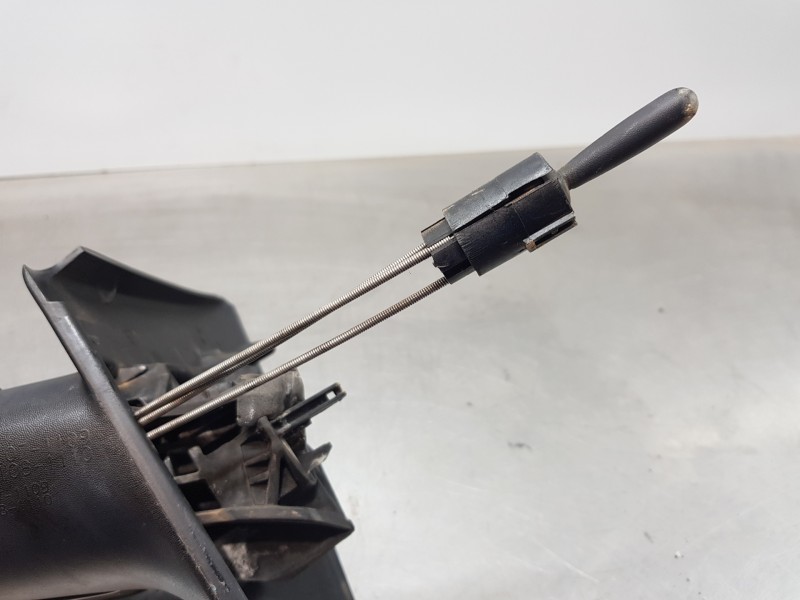 Recambio de retrovisor izquierdo para renault megane ii berlina 3p emotion referencia OEM IAM 7701054685  