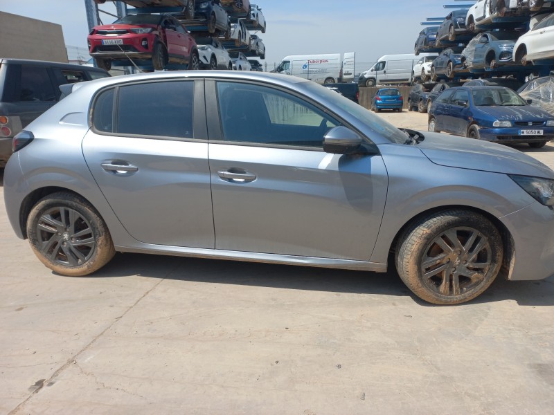 peugeot 208 (p2) del año 2021