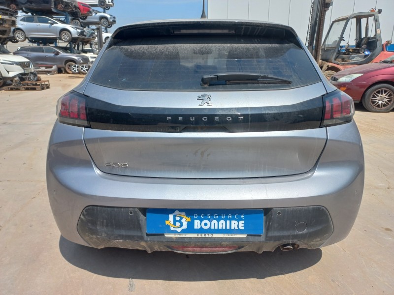 peugeot 208 (p2) del año 2021