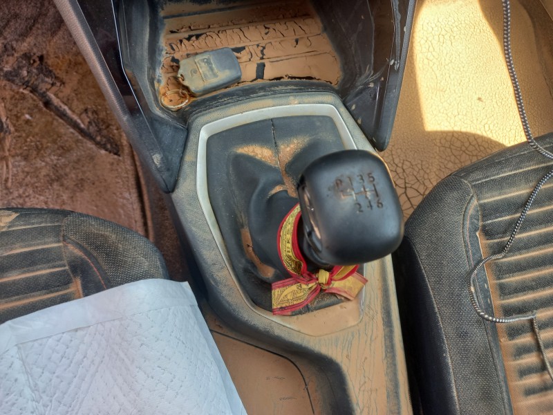 peugeot 208 (p2) del año 2021