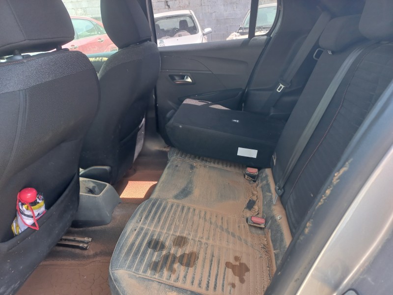 peugeot 208 (p2) del año 2021