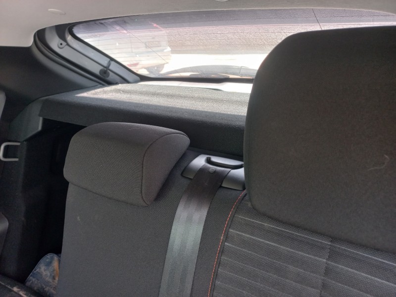 peugeot 208 (p2) del año 2021