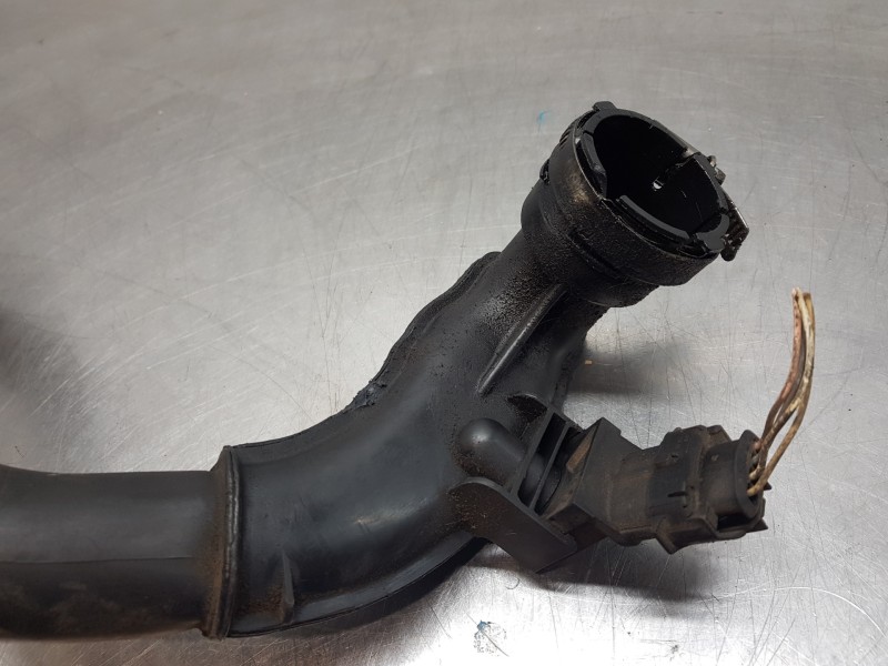 Recambio de tubo presion turbocompresor para renault megane ii berlina 3p emotion referencia OEM IAM 8200208708  