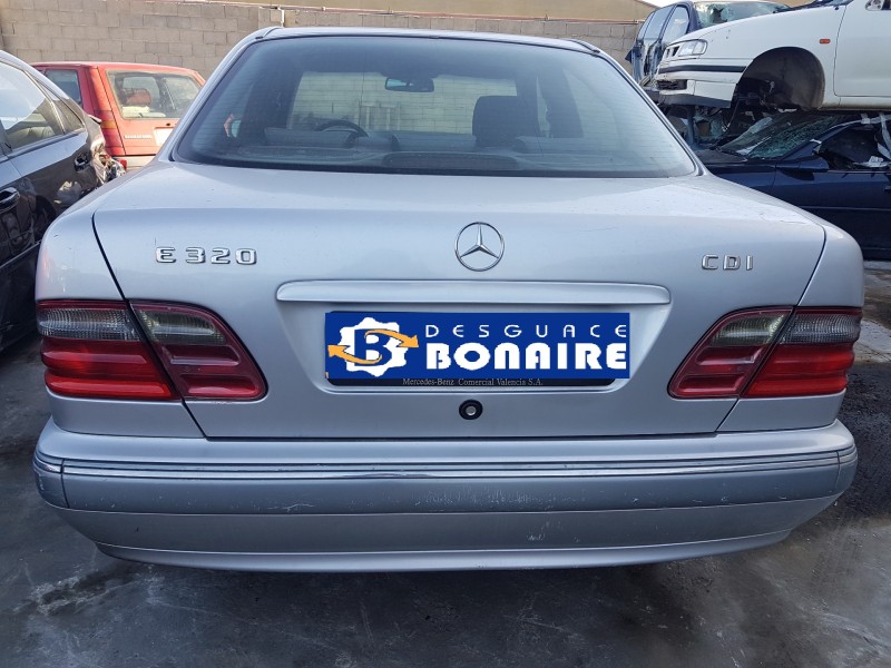 mercedes clase e (w210) berlina diesel del año 2001
