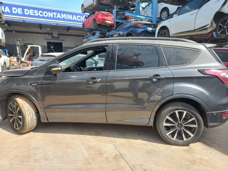 ford kuga (cbs) del año 2018