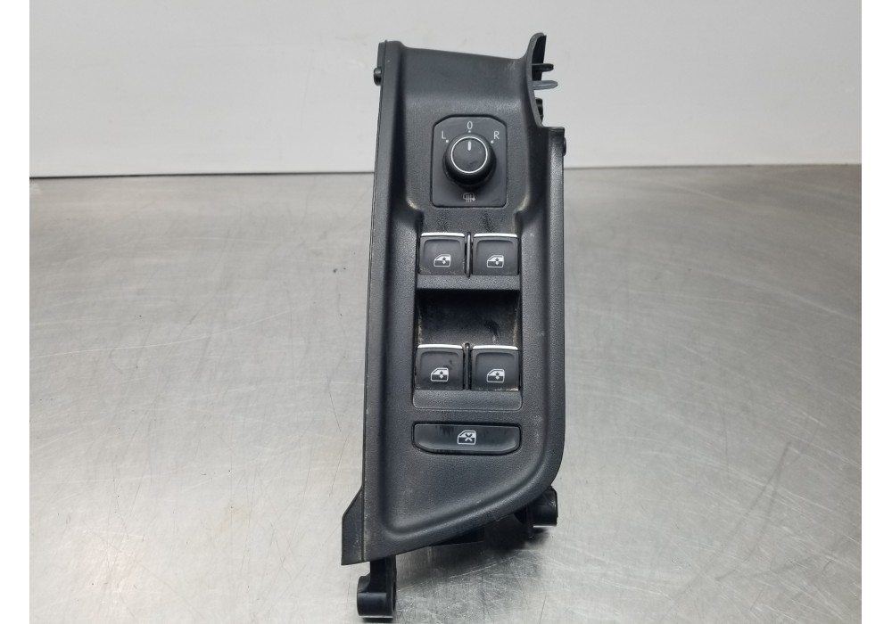 Recambio de mando elevalunas delantero izquierdo para audi a1 sportback (gba) ego referencia OEM IAM 5G0959857GWZU 82B867255 82B