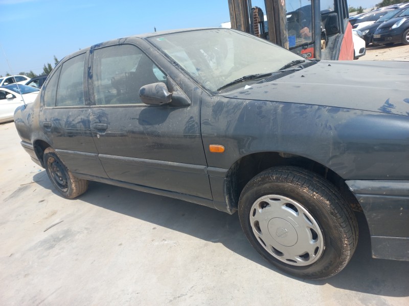 nissan primera berl./familiar (p10/w10) del año 1995