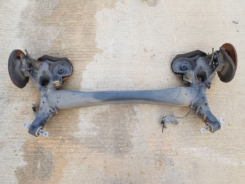 Recambio de puente trasero para citroen c4 grand picasso spacetourer referencia OEM IAM 1647872280  