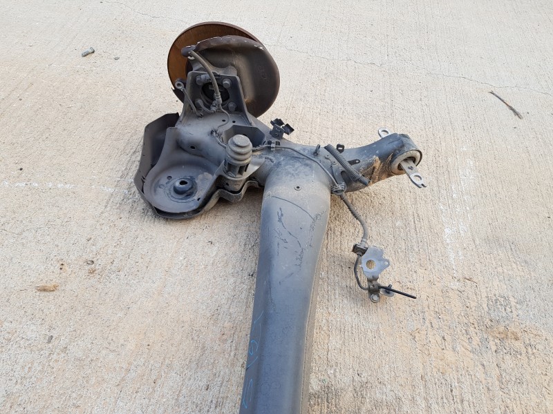 Recambio de puente trasero para citroen c4 grand picasso spacetourer referencia OEM IAM 1647872280  