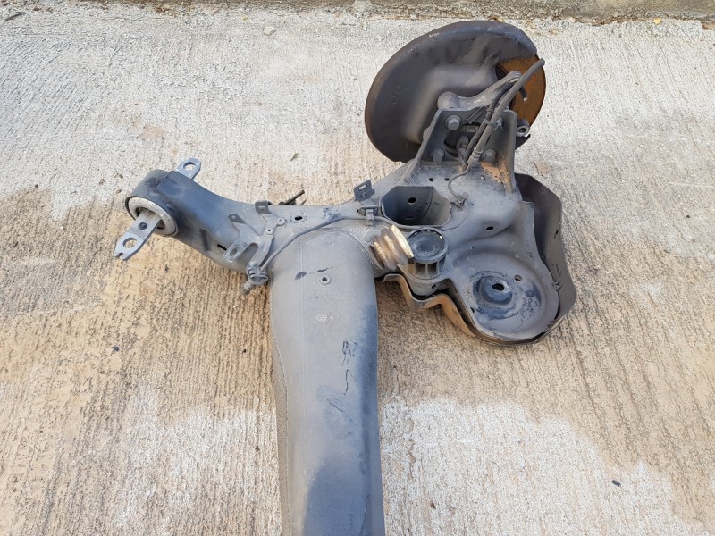 Recambio de puente trasero para citroen c4 grand picasso spacetourer referencia OEM IAM 1647872280  