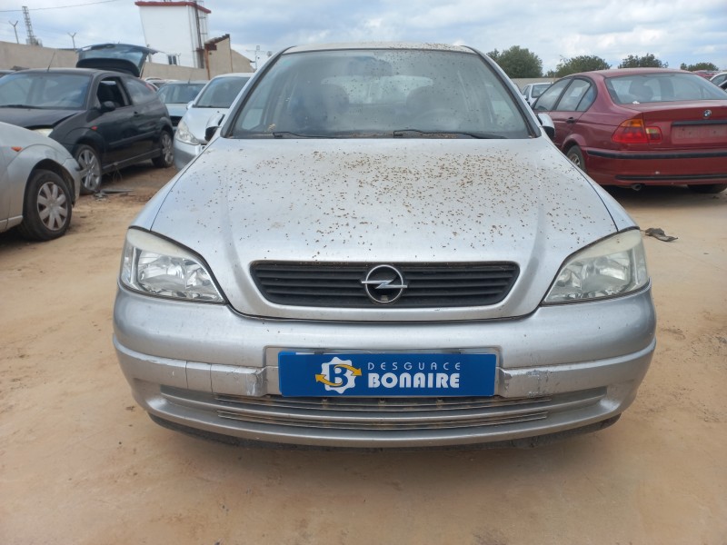 opel astra g berlina del año 1998