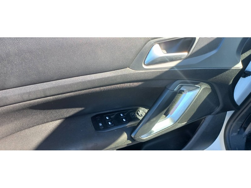 peugeot 308 sw del año 2017