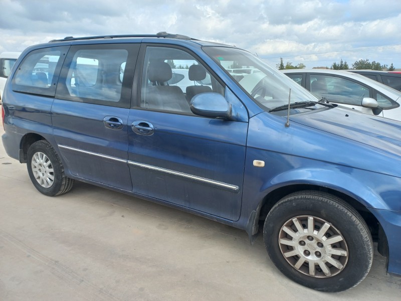 kia carnival ii del año 2002