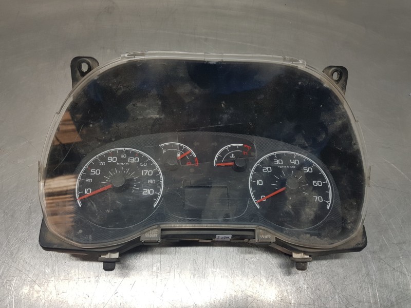 Recambio de cuadro instrumentos para fiat doblo ii cargo (263) furgón basis maxi referencia OEM IAM 51867720  
