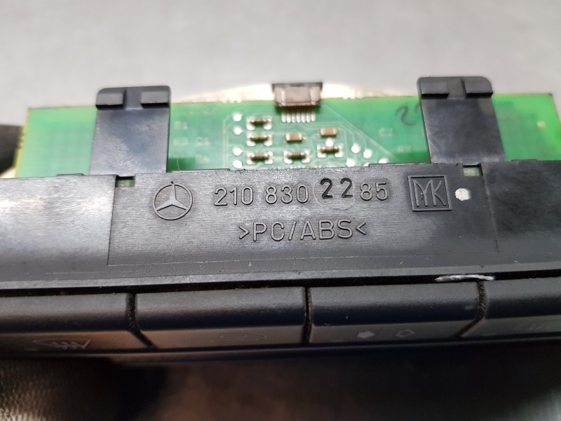 Recambio de mando climatizador para mercedes clase e (w210) berlina elegance referencia OEM IAM A210830328580 2108302285  Recambio de mando climatizador para mercedes clase e (w210) berlina elegance referencia OEM IAM A210830328580 2108302285