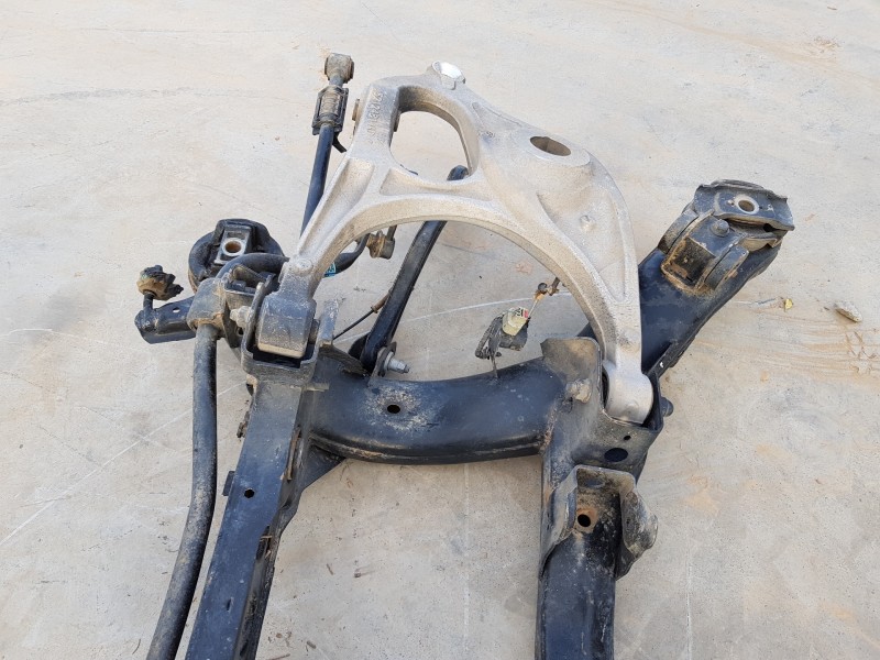 Recambio de puente trasero para jeep gr. cherokee iv 4x4 referencia OEM IAM 4877623AC  