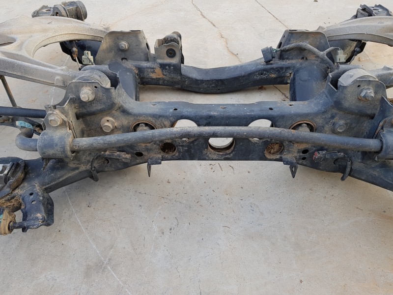 Recambio de puente trasero para jeep gr. cherokee iv 4x4 referencia OEM IAM 4877623AC  