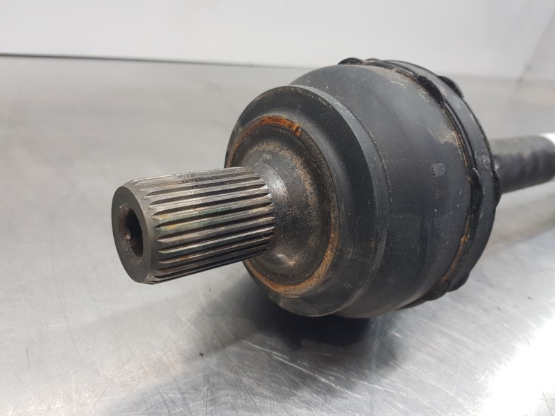 Recambio de transmision trasera izquierda para mercedes clase c (w206) 220 d referencia OEM IAM A2143502602  